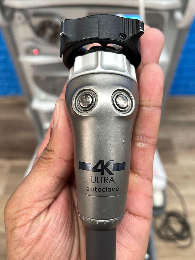 Used ARTHREX Synergy UHD4 4K Tower LED 4K Monitor 32 inch YOM: 2018