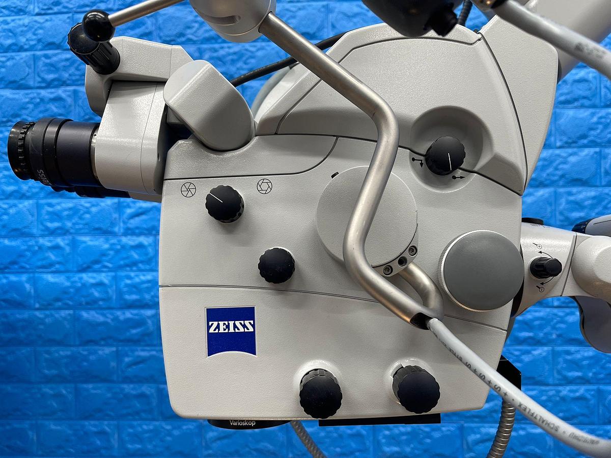 Used Carl Zeiss OPMI Neuro NC 4