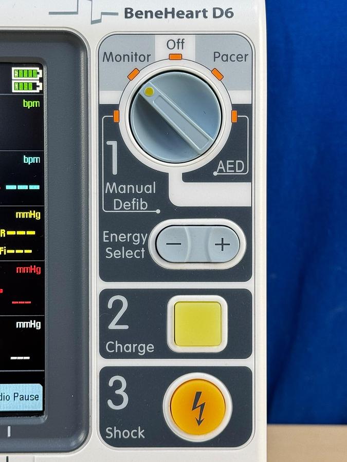 Used Mindray BeneHeart D6 Defibrillator