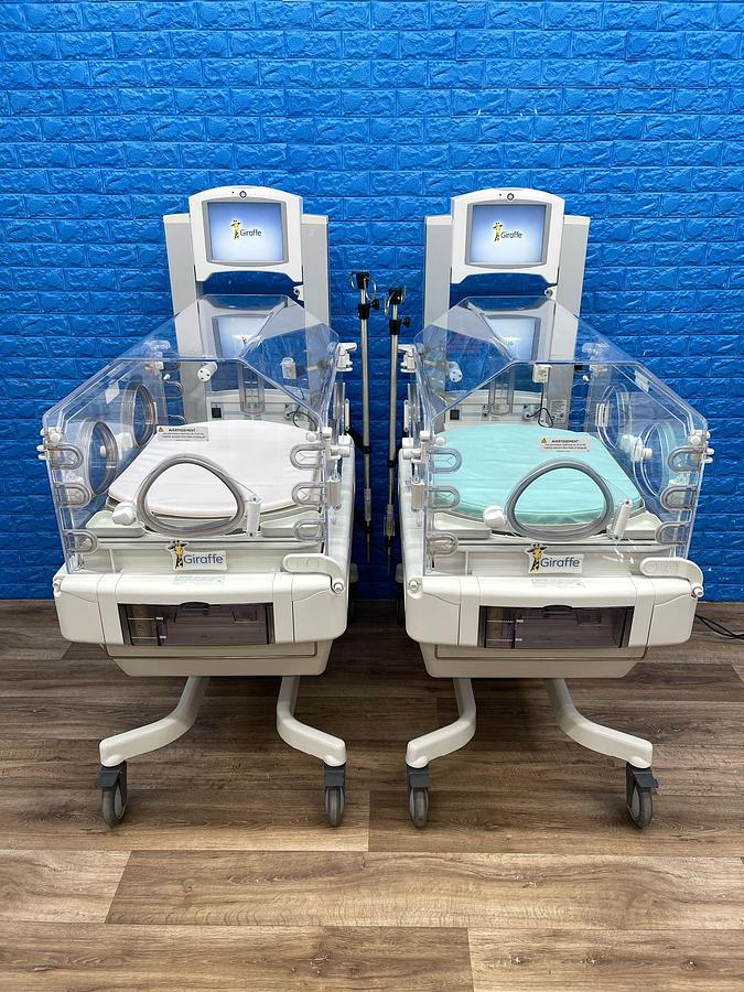 Used GE Giraffe YOM: 2018 Infant Incubator
