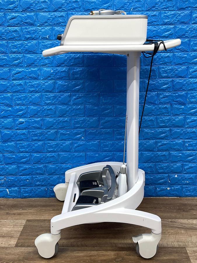 Used  Ethicon GEN 11 YOM: 2012  With 2 Hand piece  -1 Ethicon Enseal  -1 Ethicon Harmonic  Unlimited Uses