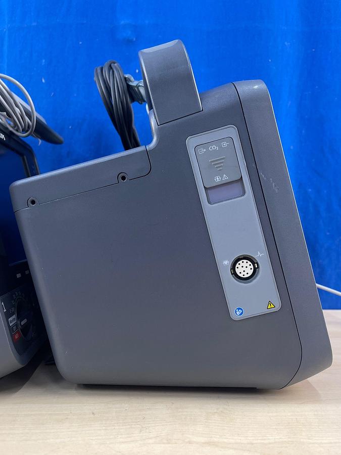 Used Philips HeartStart Intrepid Defibrillator YOM: 2019 