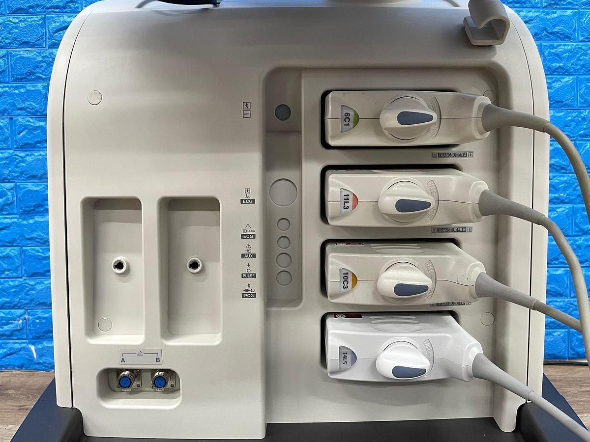 Used -Toshiba Ultrasound Aplio 500 YOM: 2015