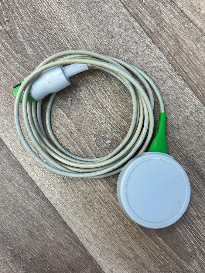 Used Huntleigh Sonicaid FM 800 Encore ECG SN: 751CX0401627-15 Include sonicaid IPX7 US Probe 