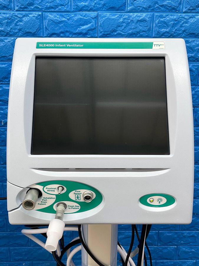 Used Used SLE 4000 Ventilator