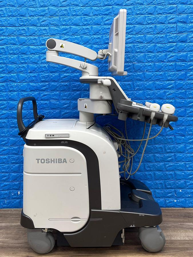 Used Toshiba Ultrasound Aplio 500 YOM: 2015