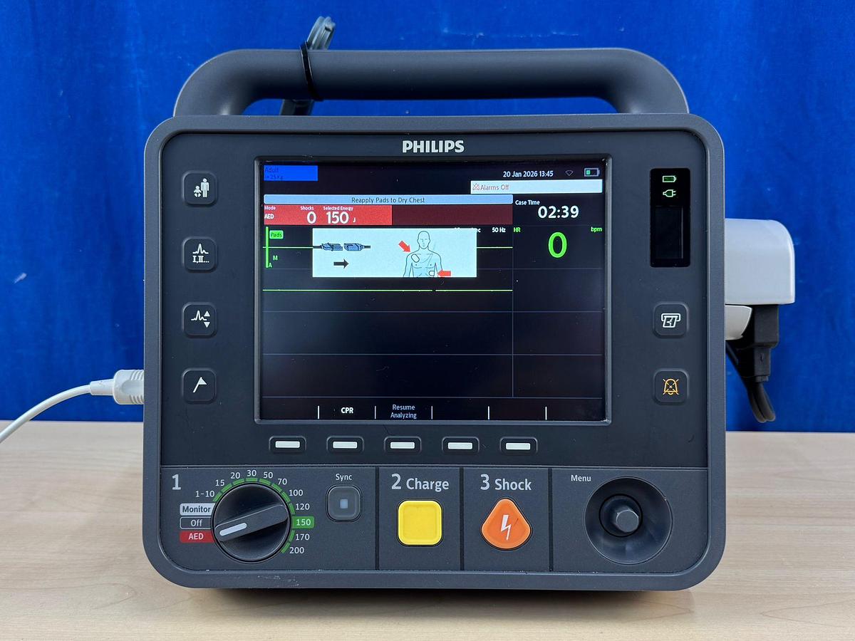 Used Philips HeartStart Intrepid Defibrillator YOM: 2020 