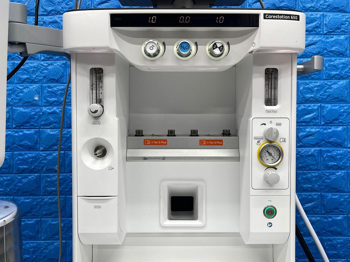 Used GE Datex Ohmeda Carestation 650, YOM: 2016