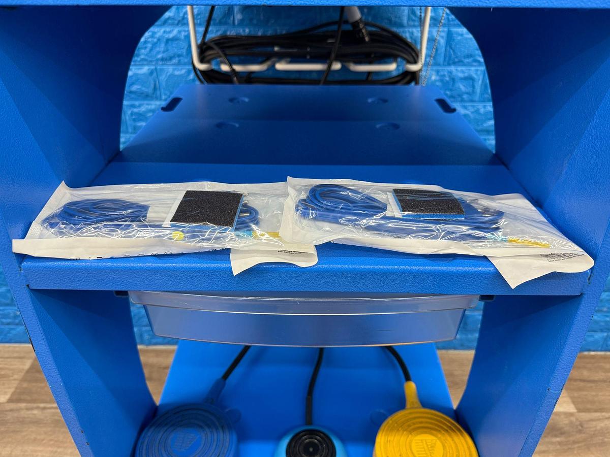 Used Covidien Force Triad SW: 4.00.03 YOM: 2012