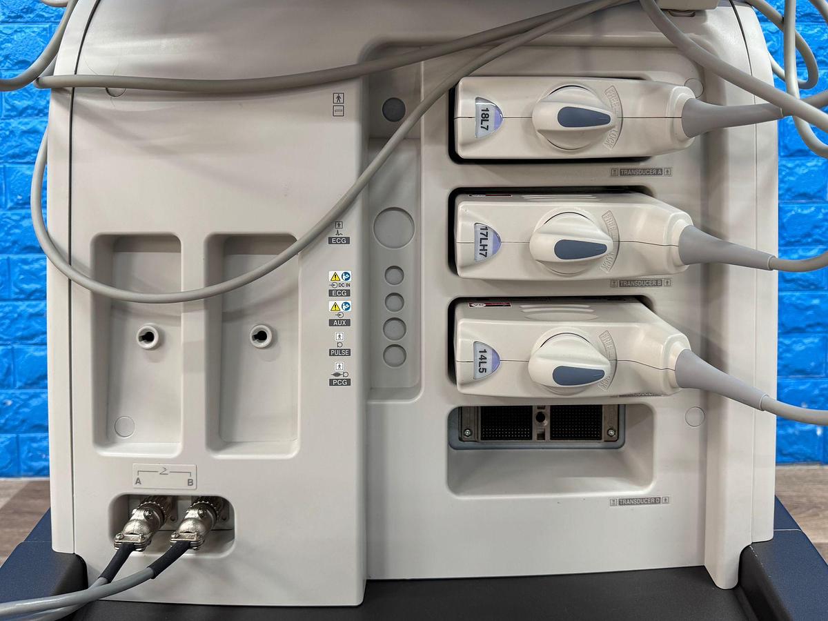 Used Toshiba Aplio 500 Ultrasound with 3x probes YOM: 2019