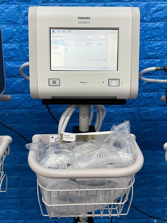 Used Philips Trilogy EVO Ventilator -5 pieces