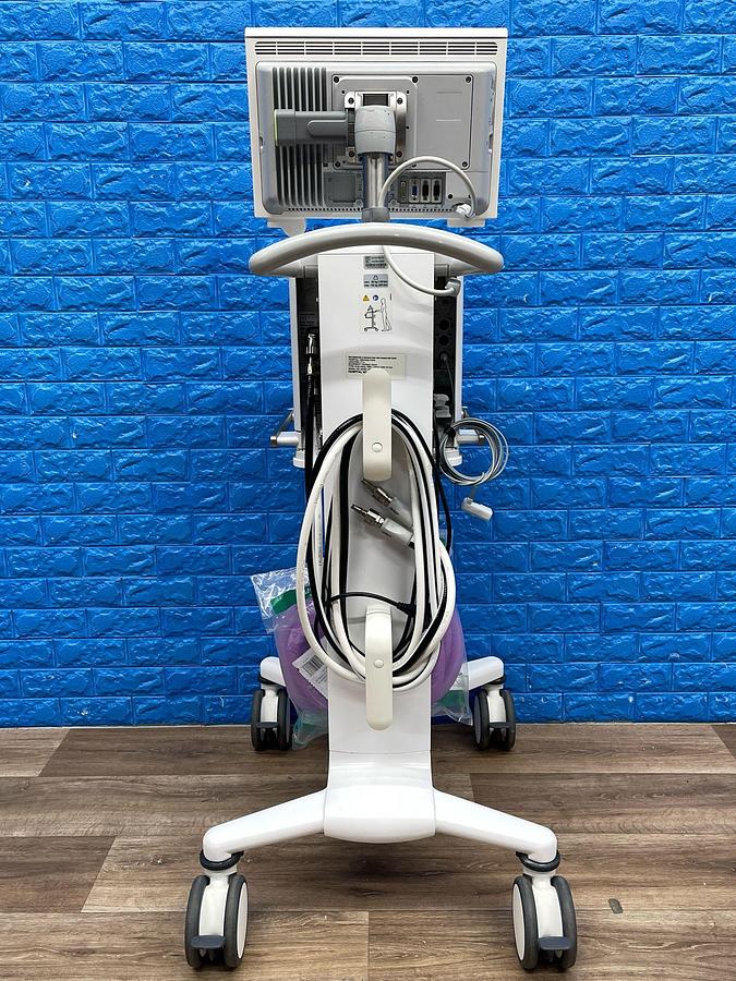 Used Dräger V500 Ventilator, YOM: 2015