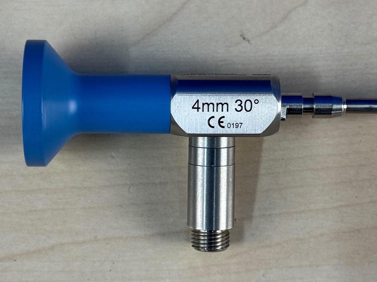 Used Stryker Optic 4.0 mm 30° REF: 0502-104-030