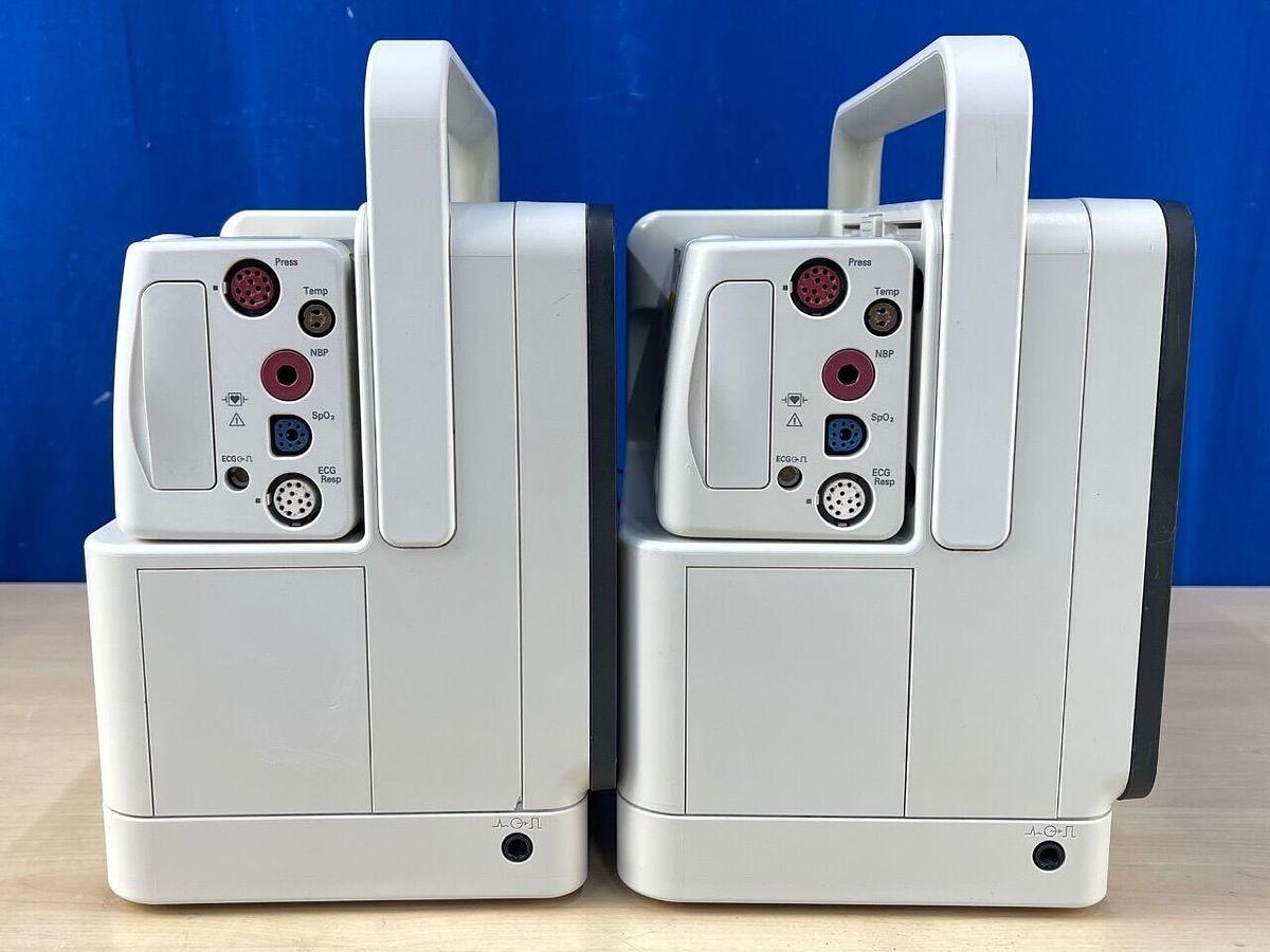 Used PHILIPS 2x Patient Monitor IntelliVue MX 400 YOM