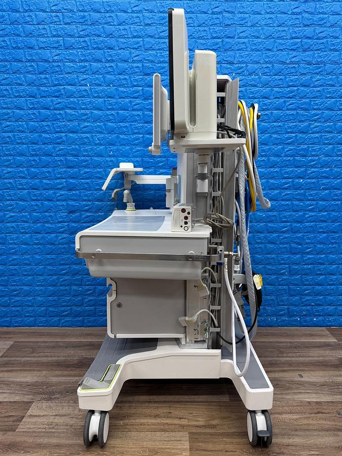 Used Dräger Perseus A500 Anesthesia YOM: 2015 