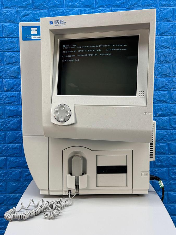 Used Zeiss Field Analyzer Model: 720