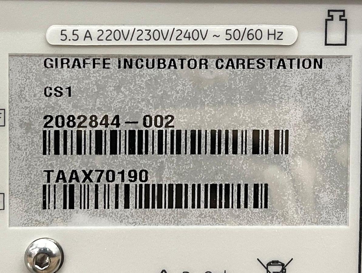 Used GE Giraffe YOM: 2018 Infant Incubator