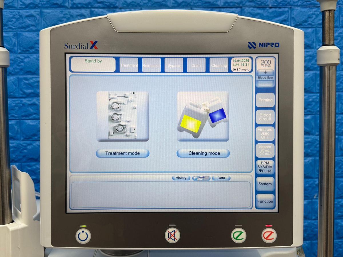 Used Nipro Surdial X Dialysis YOM: 2018 SN: 18DN0476 YOM: 2018 SN: 18DN0580