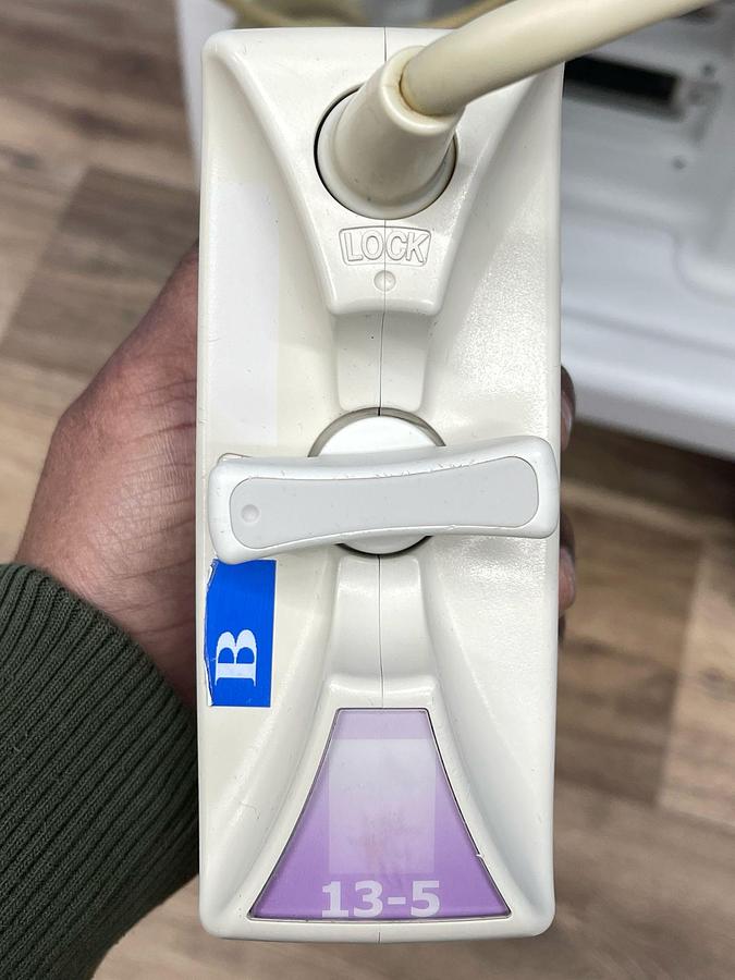 Used Hitachi HI VISION Ascendus Ultrasound YOM: 2016