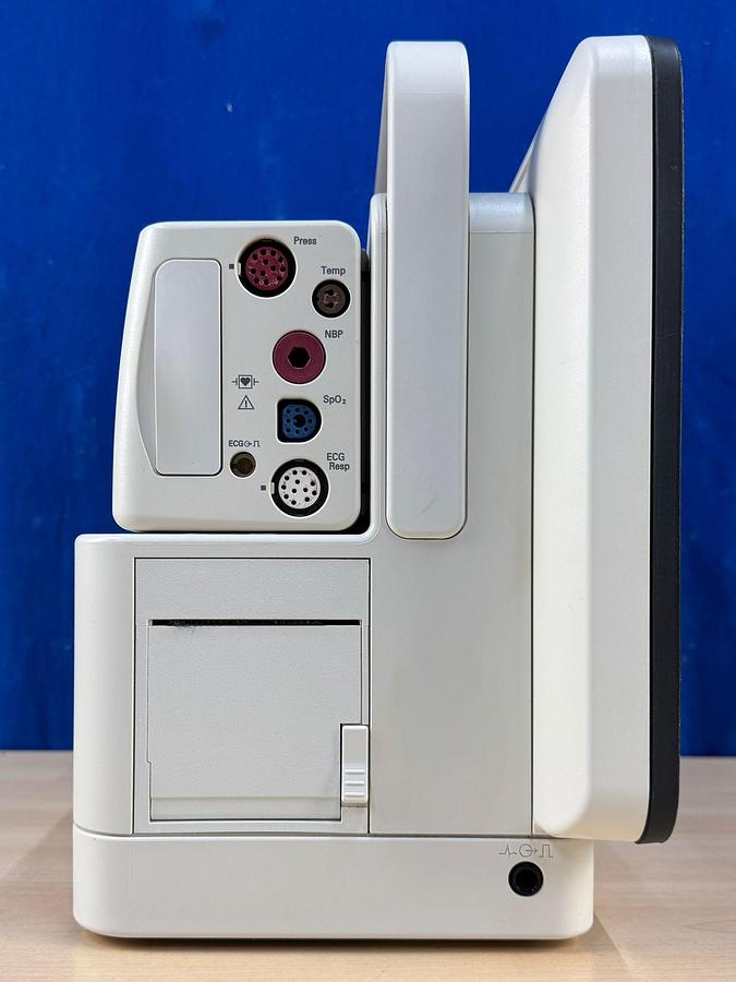 Used Philips MX 450 Patient Monitor  YOM: 2014