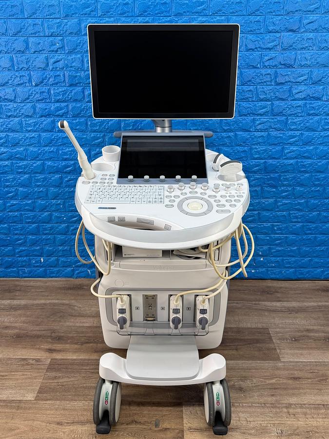 Used GE Voluson E8 Ultrasound YOM: 2019