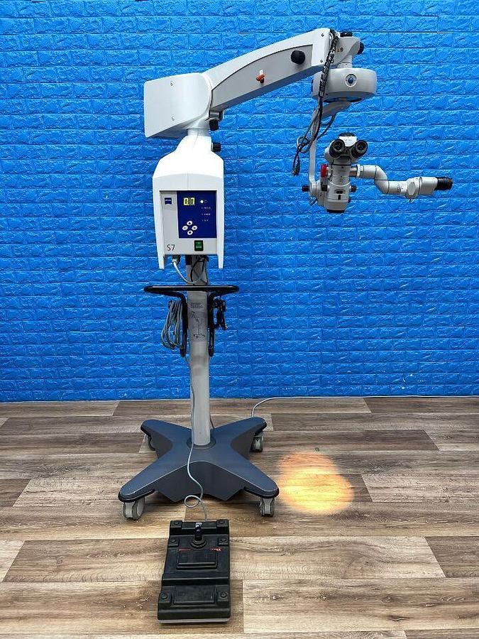 Used CARL ZEISS S7 Microscope OPMI VISU 150 Opthalmology