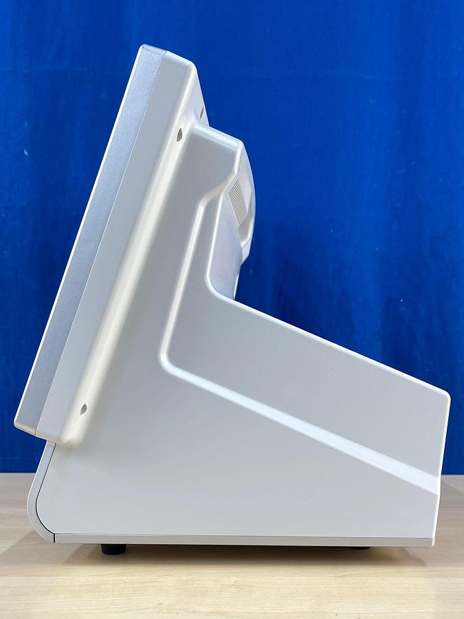 Used Medtronic NIM-Response 3.0 SN: 2NR3-2622 Includ Medtronic NIM-Response 3.0 REF: 8253200 Nim 3.0 Patient Simulator  REF: 8253600 Nim Muting Detector REF: 68L1204