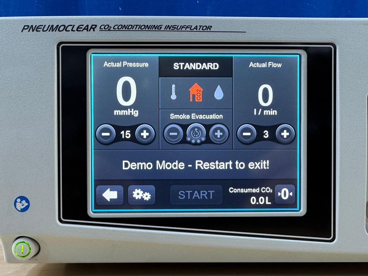 Used Stryker Pneumo Clear Plus CO2 Conditioning Insufflator YOM: 2017 