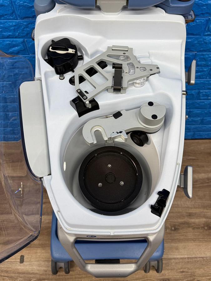 Used Sorin Xtra Auto Transfusion System REF: 75220 YOM: 2013 SN: BO22976  L13 Include Sorin Xvac Pump REF: 75306 YOM: 2015 SN: BO27119N15