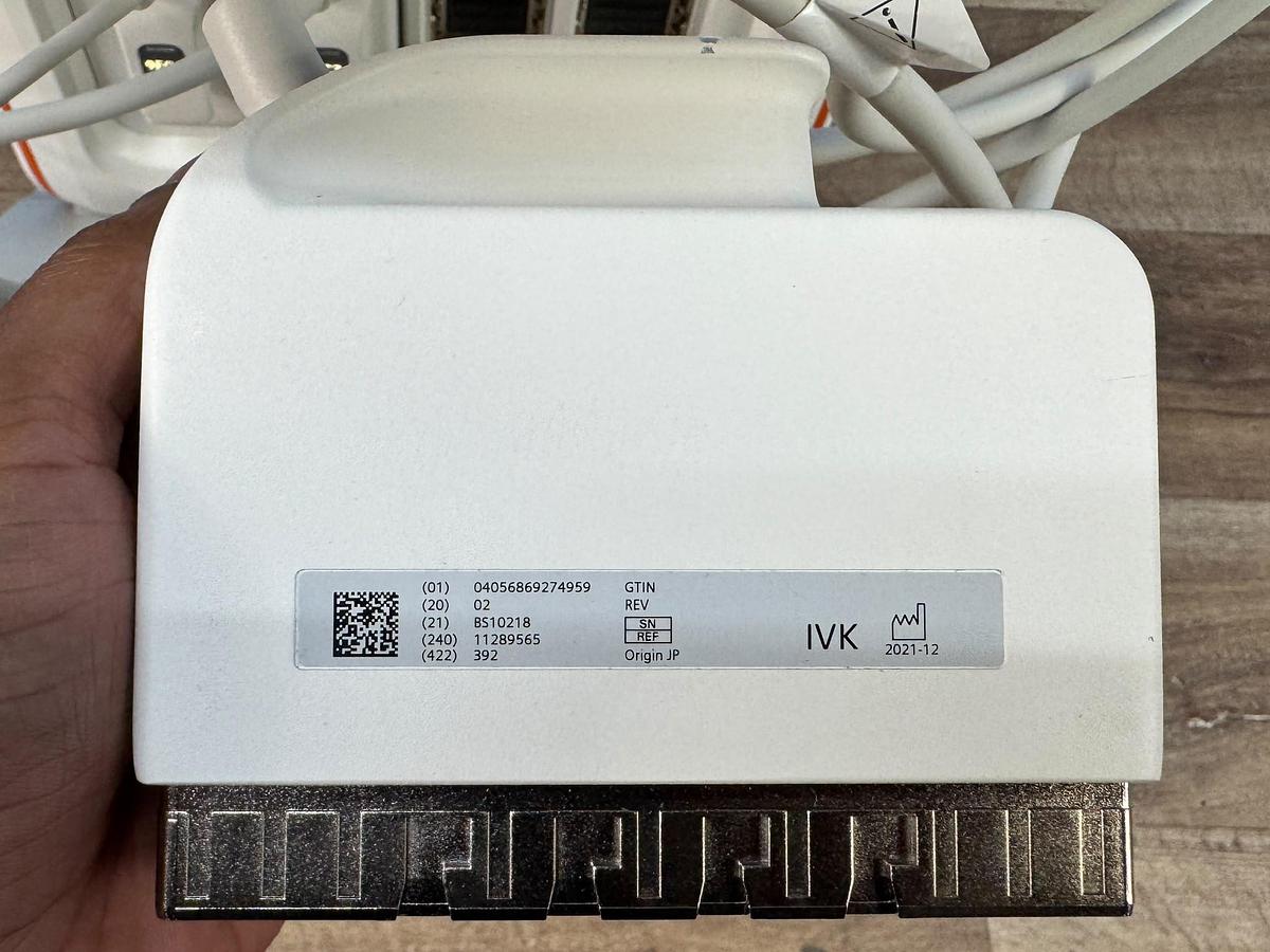 Used Siemens Acuson Redwood Diagnostic Ultrasound REF: 11503314 YOM: 2022 Probes 9C3 YOM: 2025 7VC2 YOM: 2021 9EC4 YOM: 2022