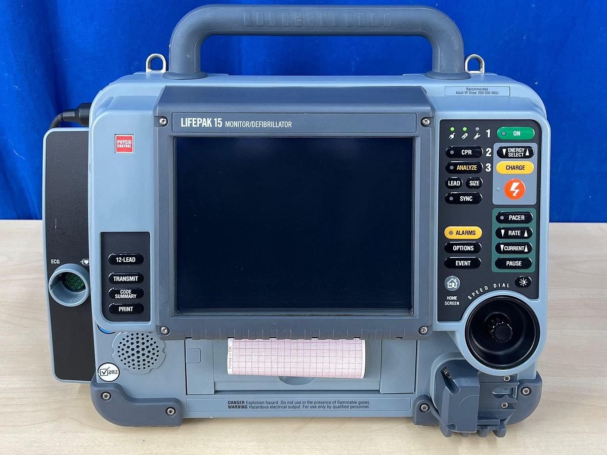 Used PHYSIO-CONTROL Lifepak 15 Defibrillator 6x 2018 2x 2013 V15-2 Defibrillator