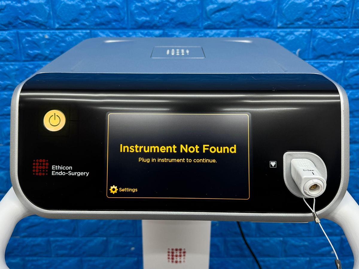 Used Ethicon GEN 11 Include Foot Switch YOM: 2020