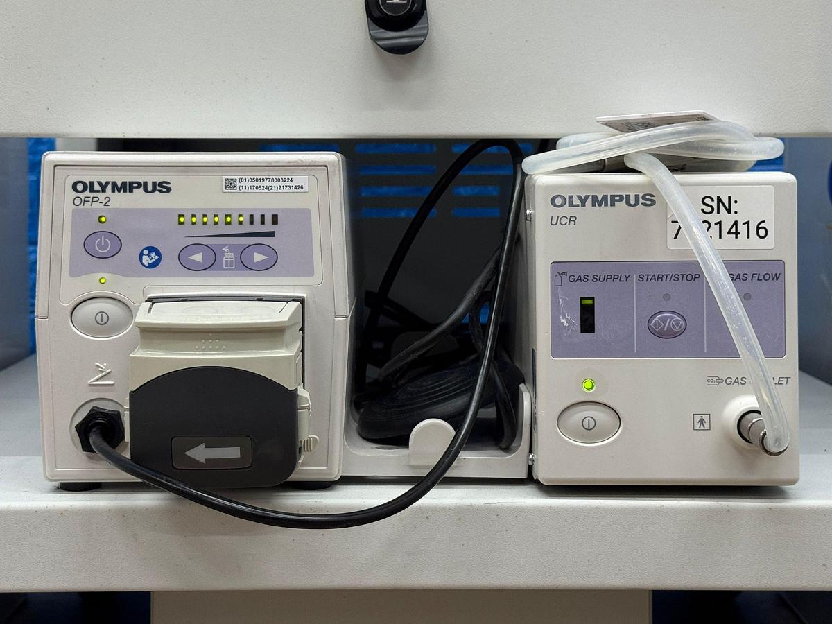 Used Olympus Evis X1 CV-1500 Endoscopy with Gastro GIF-HQ190 / Colono CF-HQ190L Includes: Olympus Evis X1 CV-1500 Processor Olympus MAJ-1921 Keyboard Olympus OFP-2 Flushing Pump Olympus UCR Gas Insufflator with hose Olympus MAJ-901 Water Bottle Olympus GIF-HQ190 Gastroscope with case and Air/Water/Suction valve Olympus CF-HQ190L Long Colonoscope with case and Air/Water/Suction valve