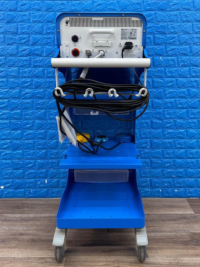 Used Covidien Force Triad SW: 4.00.03 YOM: 2012