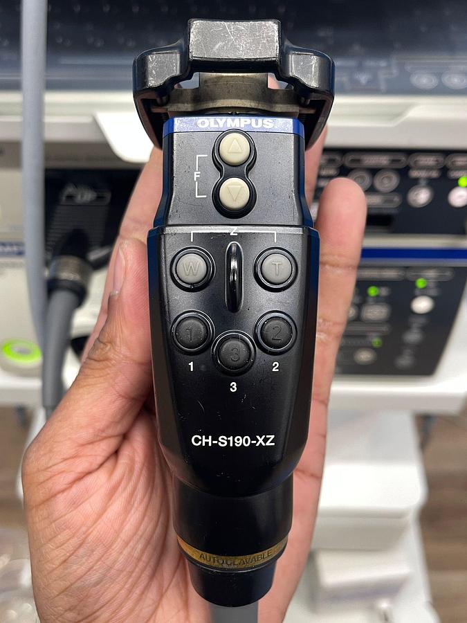 Used Olympus OTV-S190 Tower Processor OTV-S190  SN: 7354579 Light Source CLV-S190 SN: 7304202 Olympus OEV261H Monitor  YOM: 2013 SN: 7354100 Olympus UHI-4  YOM: 2021 SN: 7159219 Olympus IMH-20 SN: 7331770 Olympus Camera Head CH-S190-XZ-E SN: 7506197 Olympus MAJ-1921 Keyboard  Sony Digital Colour Printer