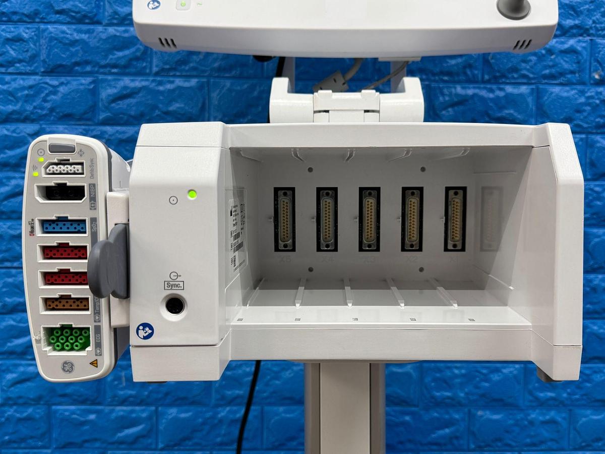 Used GE CareScape B850 Patient Monitor YOM: 2020 SN: SNR20270221HA