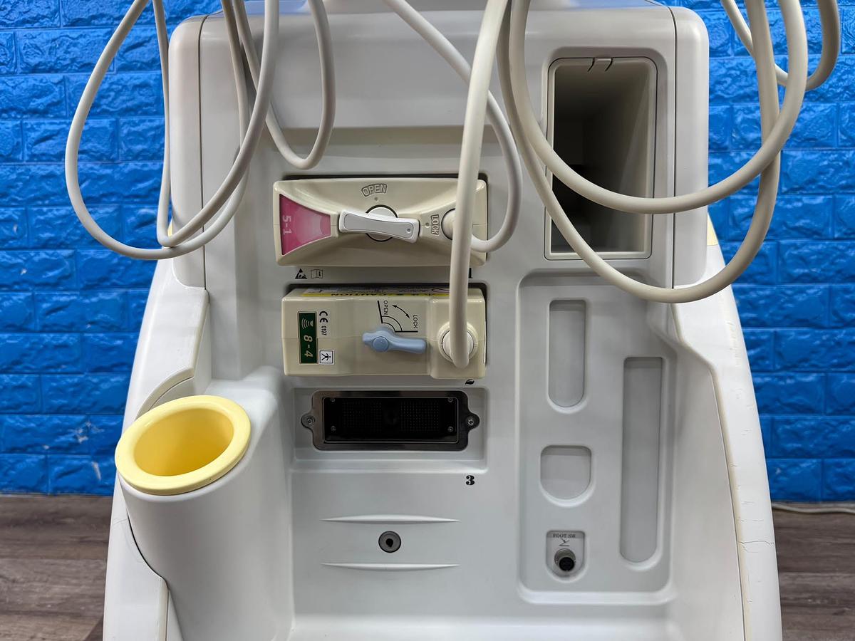 Used Hitachi HI Vision Avius Ultrasound  YOM: 2011   Probes  - EUP-C715 YOM: 2011 - EUP-V53W YOM: 2011 