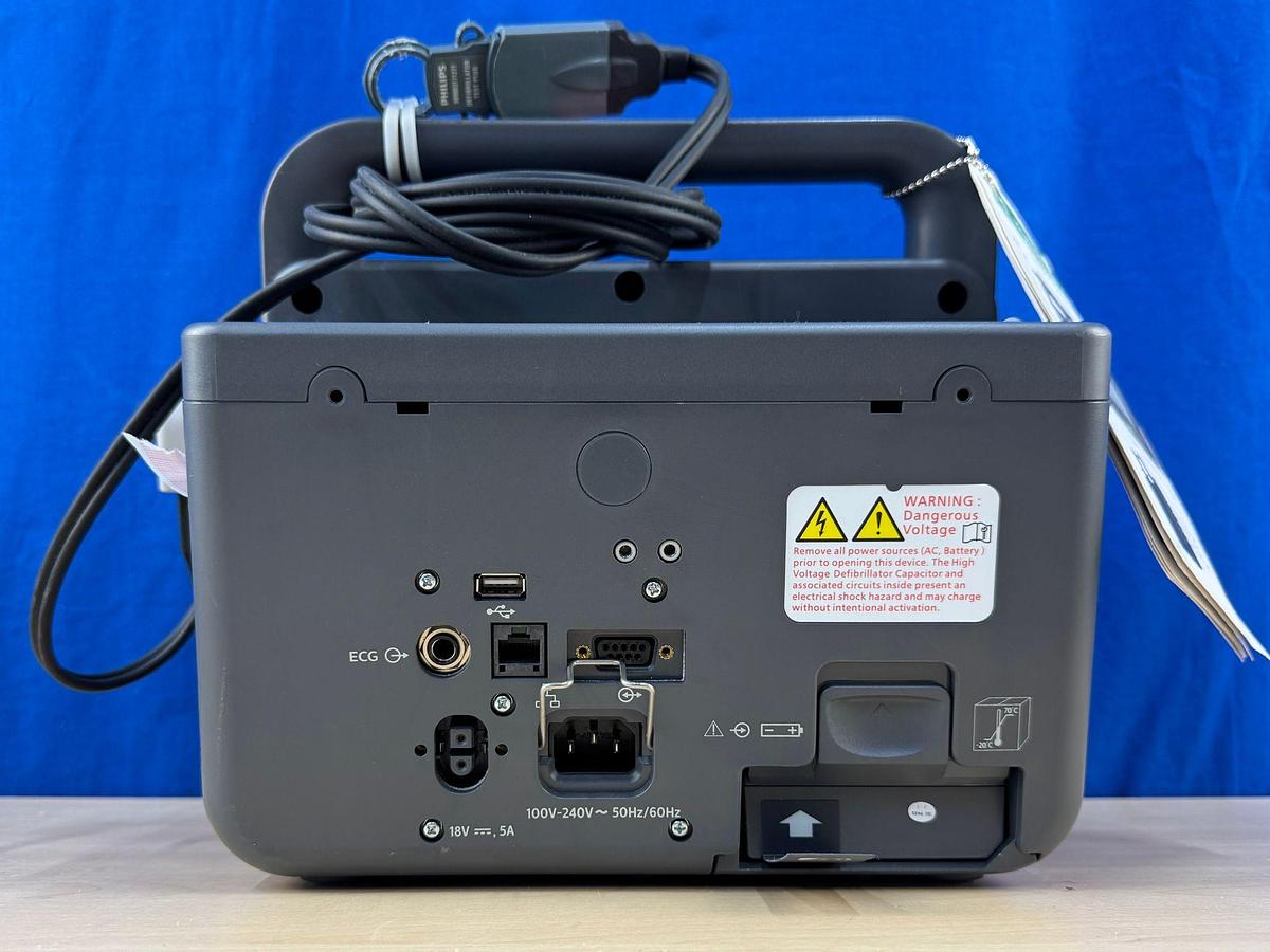 Used Philips HeartStart Intrepid Defibrillator With Efficia External Paddles YOM: 2019 