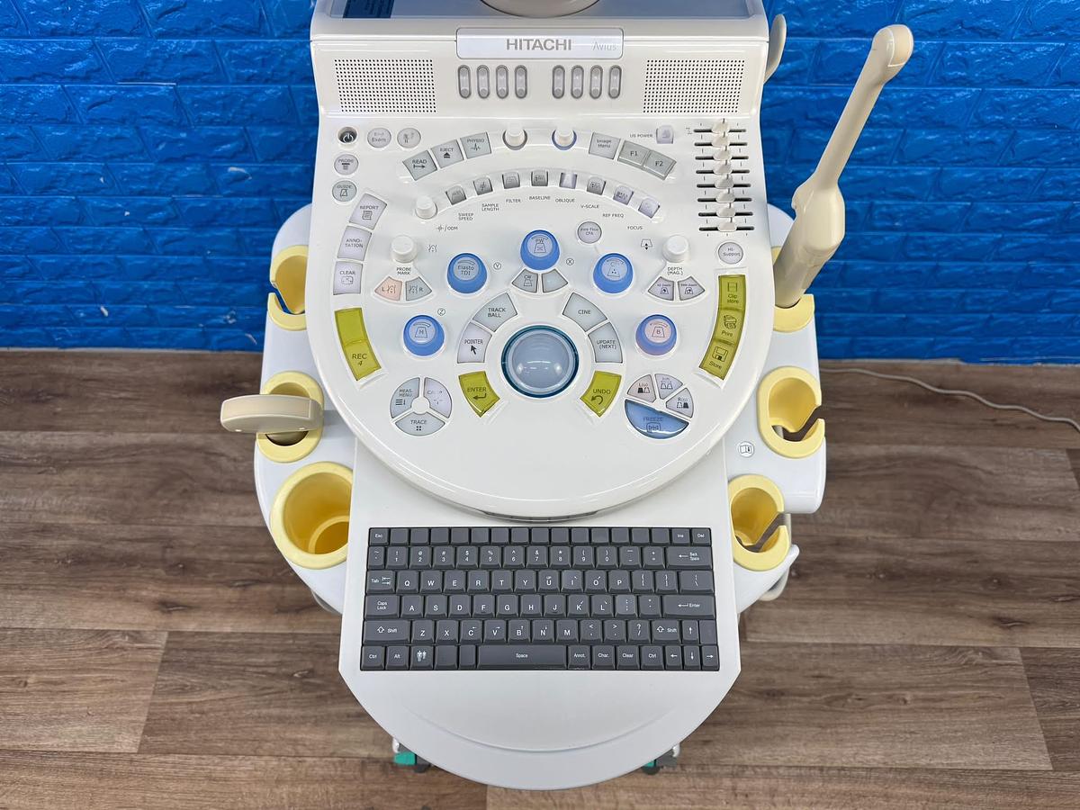 Used Hitachi HI Vision Avius Ultrasound  YOM: 2011   Probes  - EUP-C715 YOM: 2011 - EUP-V53W YOM: 2011 