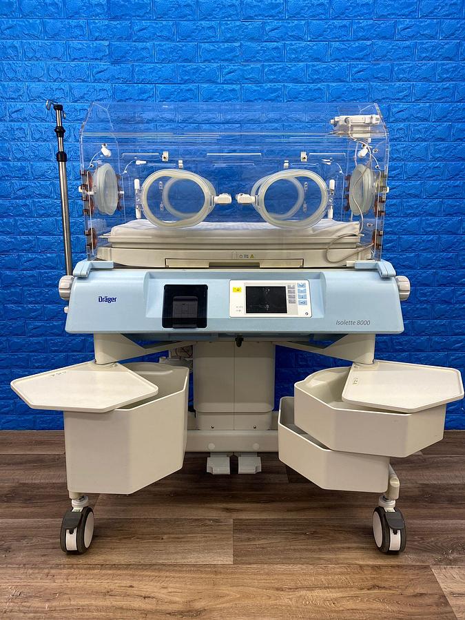Used Drager Isolette 8000 YOM: 2017