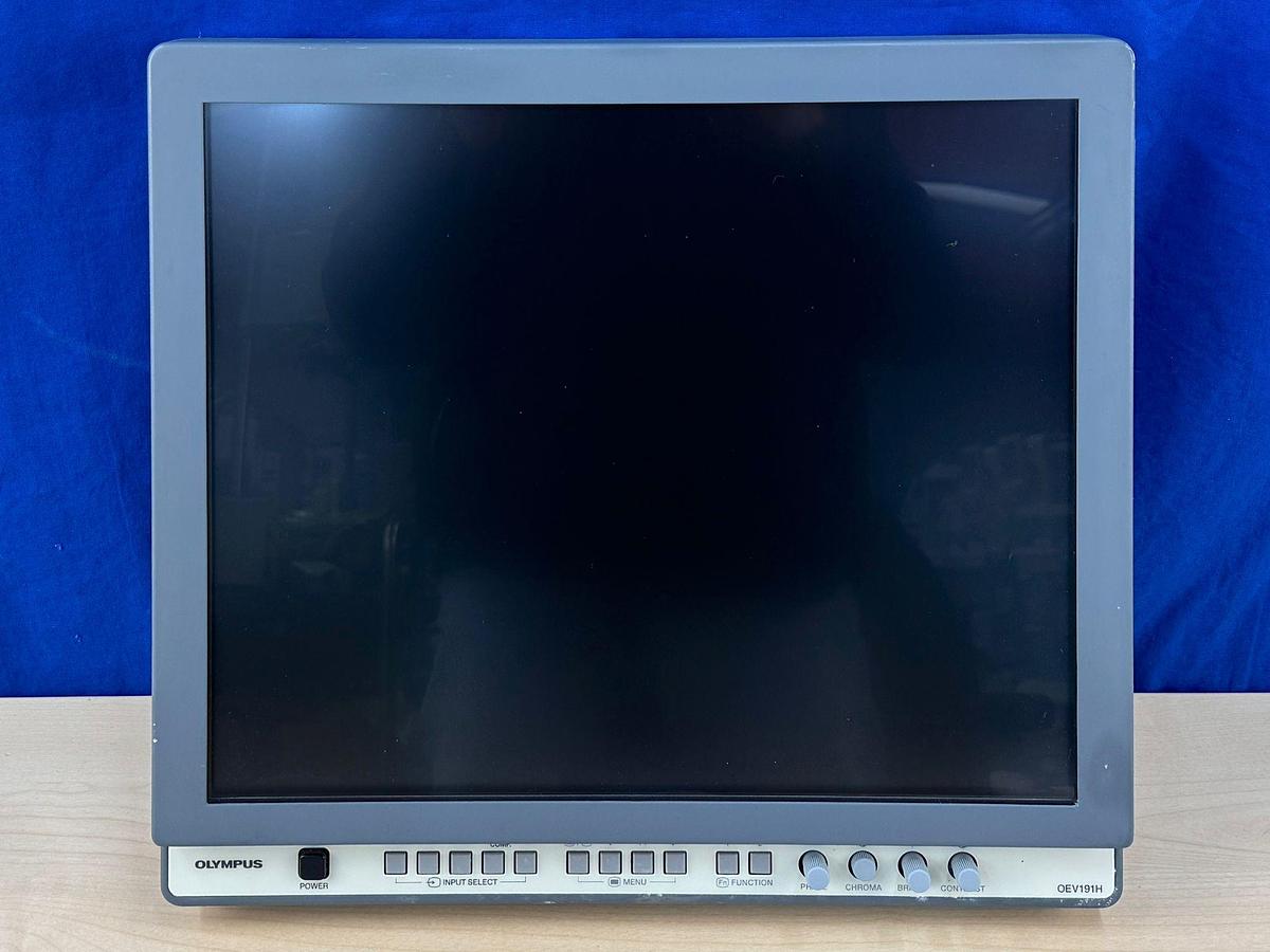 Used Olympus OEV191H LCD Monitor -4 Pieces