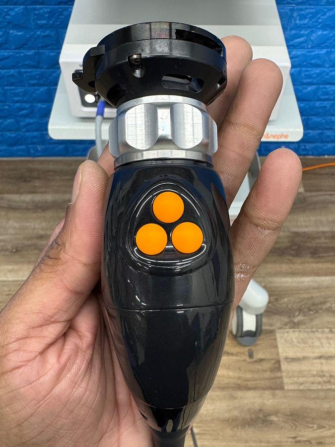 Used Smith & Nephew System Sony LED Monitor 26 Inch YOM: 2018 Smith & Nephew 660HD-E Image Management System YOM: 2021 Smith & Nephew LENS Integrated HD System YOM: 2018  Karl Storz Electronic Endoflator 264305 20  Smith & Nephew HD Camera Head 