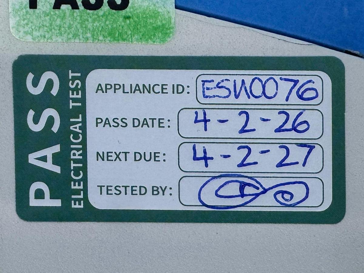 Used Covidien Force Triad SW: 4.00.03 YOM: 2012