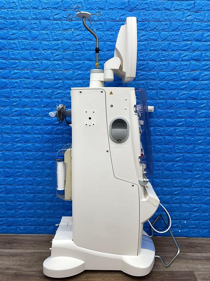 Used Fresenius 5008S YOM: 2013