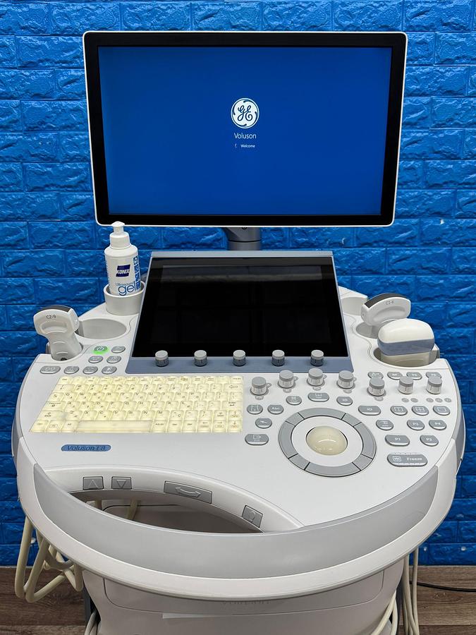 Used GE Voluson E8 Ultrasound YOM: 2020