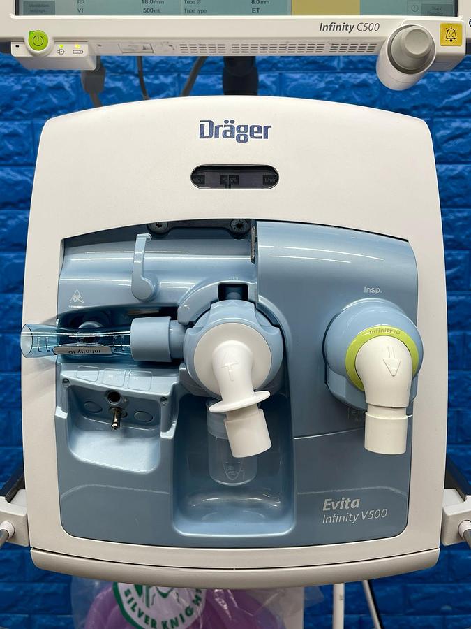 Used Dräger Evita InfinityV500 Ventilator, YOM: 2014