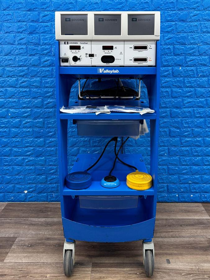 Used Covidien Force Triad SW: 4.00.03 YOM: 2012