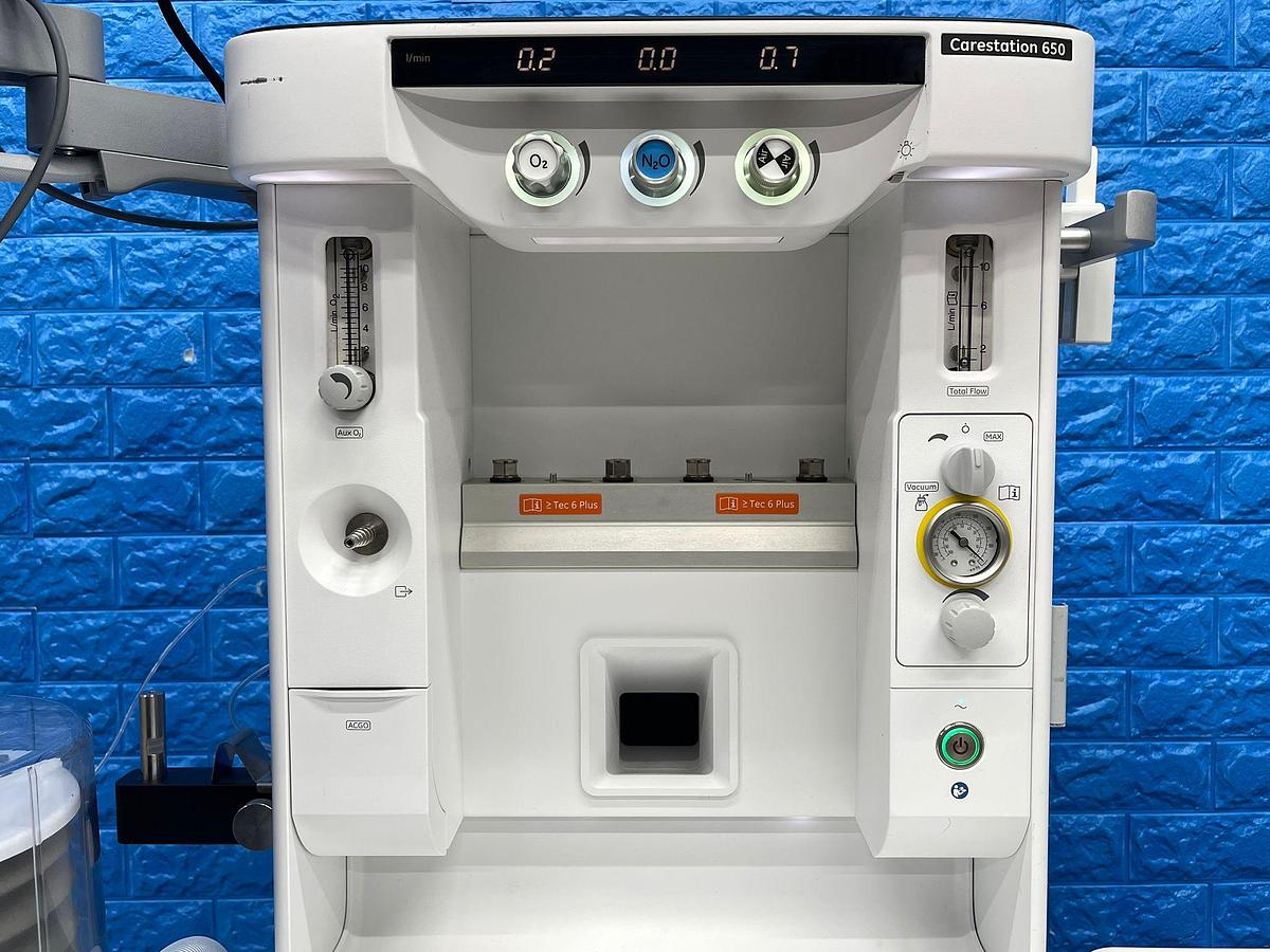 Used GE Datex Ohmeda Carestation 650 Anesthesia  YOM: 2015 