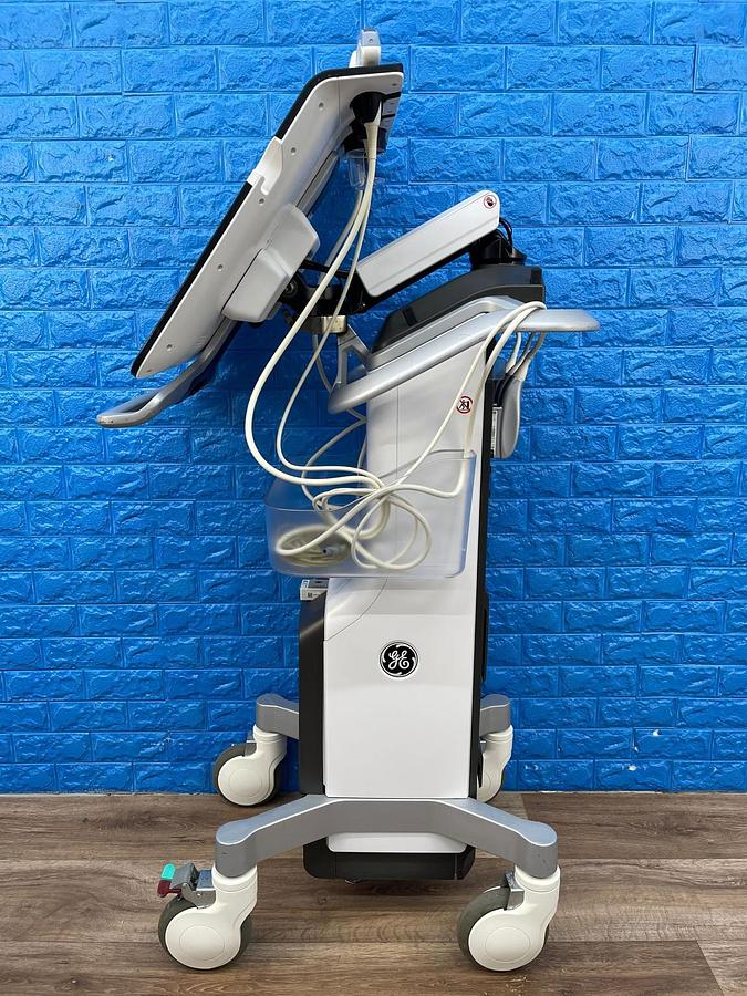 Used GE Venue YOM: 2018 With 3 Probes.