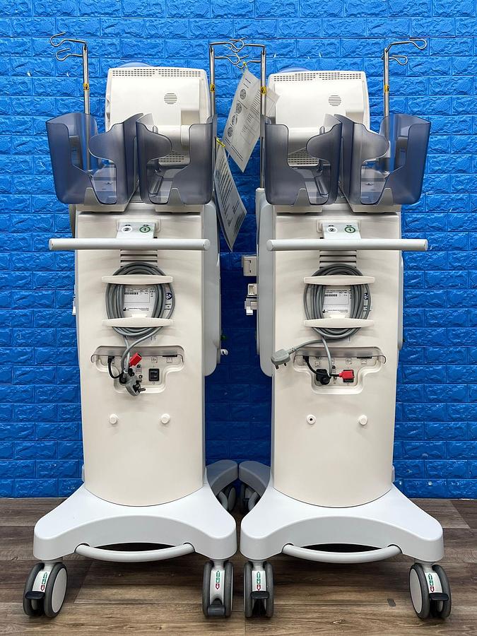 Used Fresenius Multi Filtrate Pro Dialysis Machine YOM: 2018 Hours: 9792 YOM: 2018 Hours: 10176